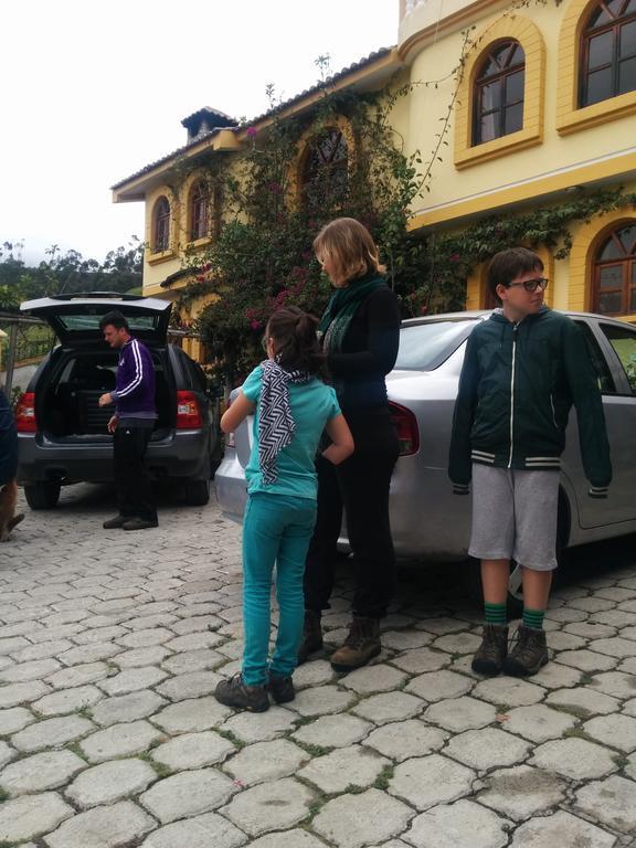 Hostal Curinan Otavalo Ngoại thất bức ảnh