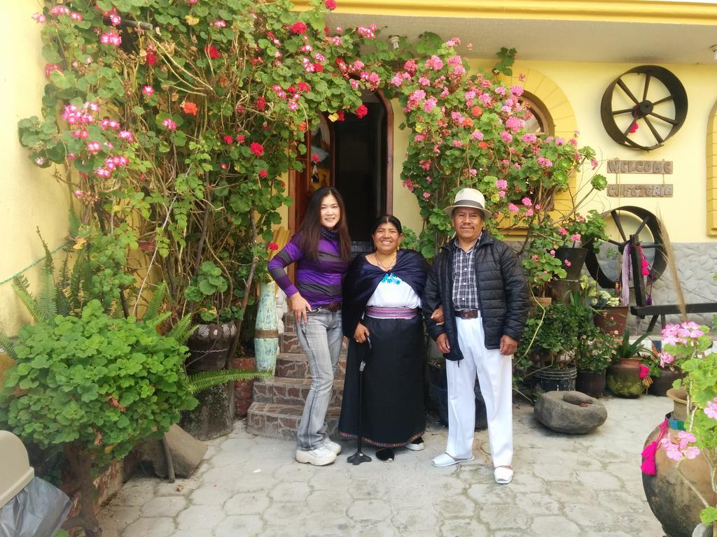 Hostal Curinan Otavalo Ngoại thất bức ảnh