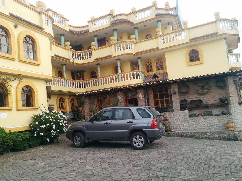 Hostal Curinan Otavalo Ngoại thất bức ảnh