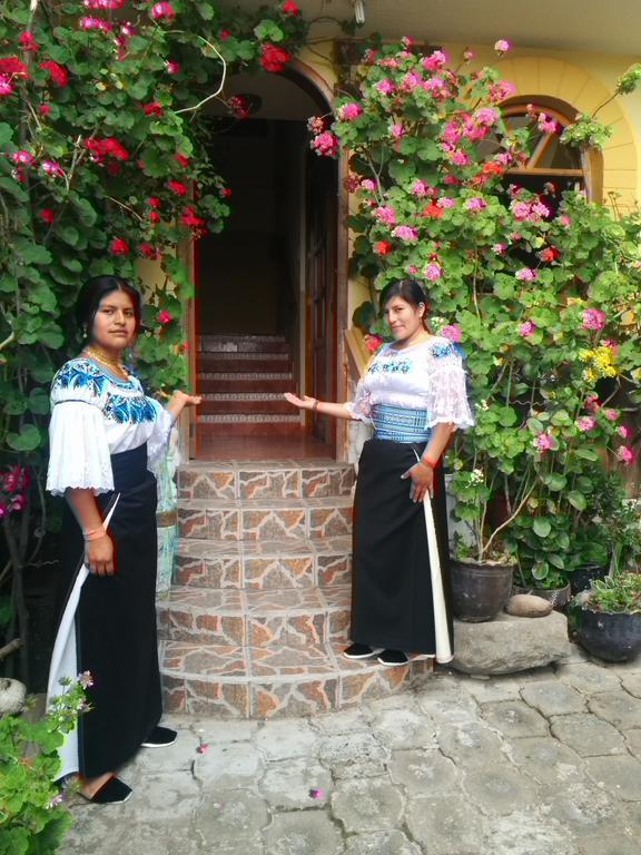 Hostal Curinan Otavalo Ngoại thất bức ảnh
