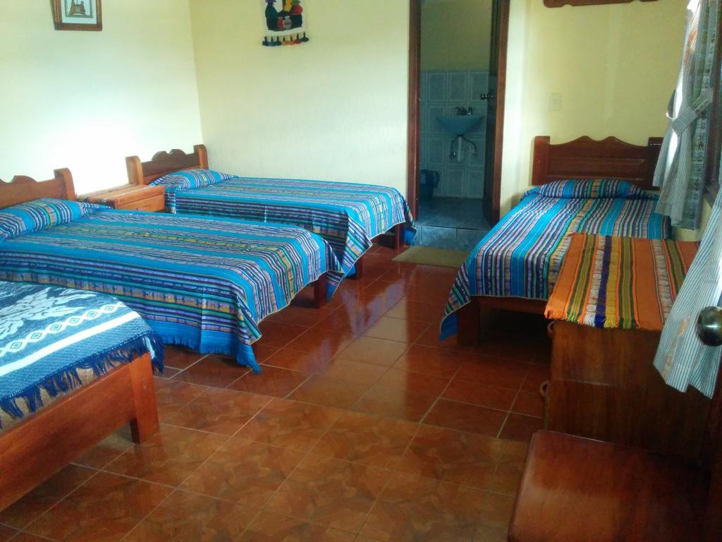 Hostal Curinan Otavalo Phòng bức ảnh