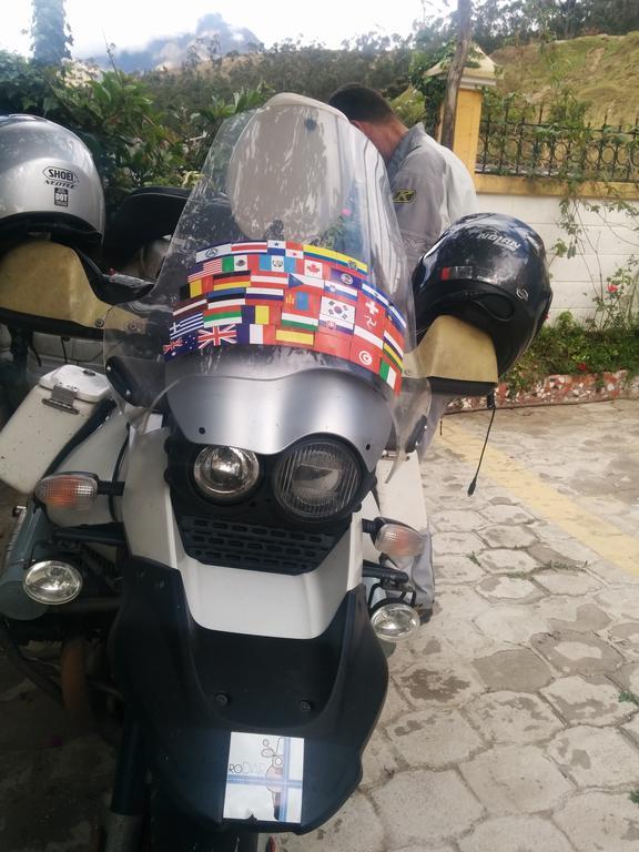 Hostal Curinan Otavalo Ngoại thất bức ảnh
