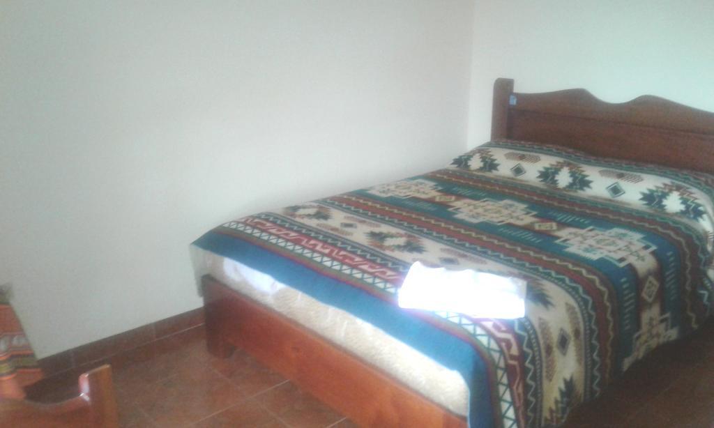 Hostal Curinan Otavalo Ngoại thất bức ảnh