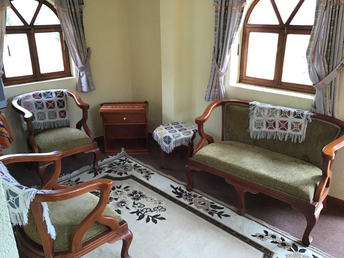 Hostal Curinan Otavalo Ngoại thất bức ảnh