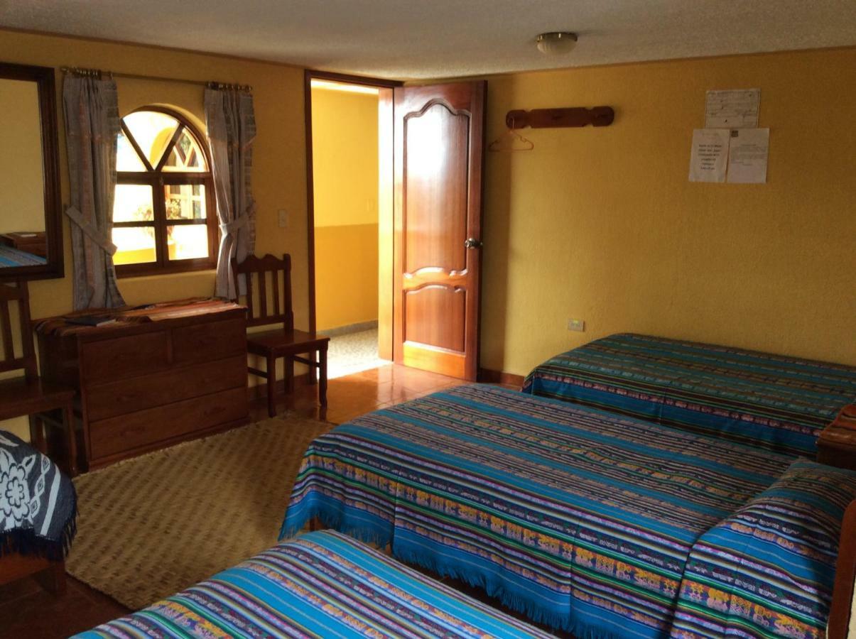 Hostal Curinan Otavalo Ngoại thất bức ảnh